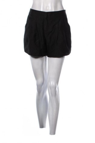 Дамски къс панталон Emporio Armani, Размер M, Цвят Черен, Цена 71,99 лв.