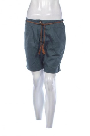 Дамски къс панталон Esmara, Размер M, Цвят Зелен, Цена 19,00 лв.