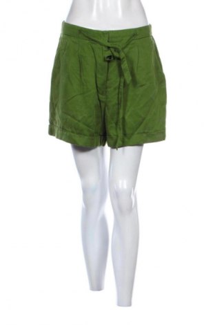 Dámské kraťasy  Essentials by Tchibo, Velikost M, Barva Zelená, Cena  247,00 Kč