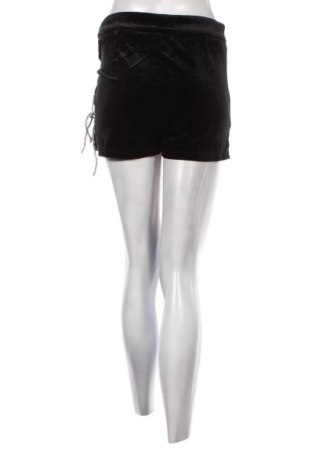 Дамски къс панталон Fb Sister, Размер S, Цвят Черен, Цена 4,99 лв.