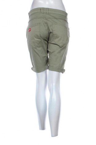 Dámske kraťasy  GEO NORWAY, Veľkosť L, Farba Zelená, Cena  38,36 €