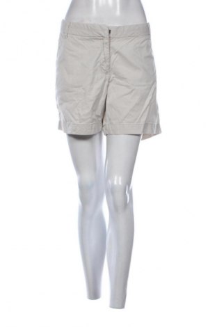 Дамски къс панталон Gina Tricot, Размер XL, Цвят Бежов, Цена 16,99 лв.