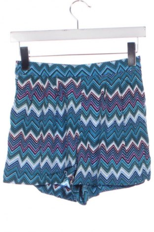 Дамски къс панталон H&M, Размер XS, Цвят Многоцветен, Цена 19,00 лв.