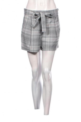 Damen Shorts H&M Divided, Größe M, Farbe Mehrfarbig, Preis € 10,00