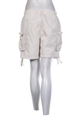 Дамски къс панталон House, Размер M, Цвят Бежов, Цена 19,00 лв.