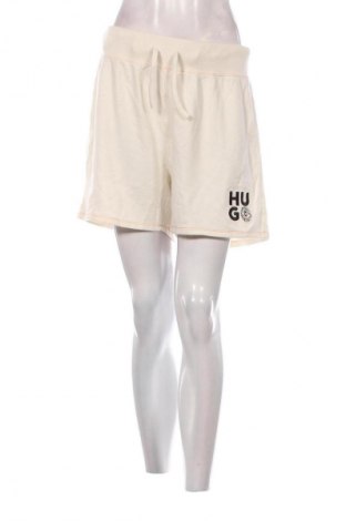 Дамски къс панталон Hugo Boss, Размер XL, Цвят Екрю, Цена 192,99 лв.