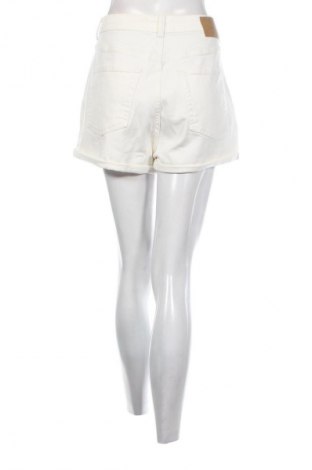 Γυναικείο κοντό παντελόνι JJXX, Μέγεθος XL, Χρώμα Εκρού, Τιμή 38,99 €