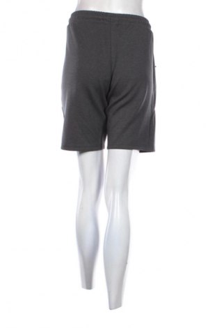 Дамски къс панталон Jako, Размер L, Цвят Сив, Цена 46,99 лв.