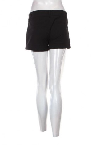 Női rövidnadrág Lynne, Méret M, Szín Fekete, Ár 6 647 Ft