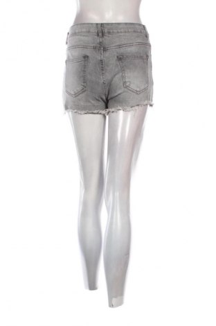 Дамски къс панталон M.Sara, Размер S, Цвят Сив, Цена 19,00 лв.
