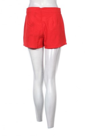 Дамски къс панталон Madonna, Размер S, Цвят Червен, Цена 24,99 лв.