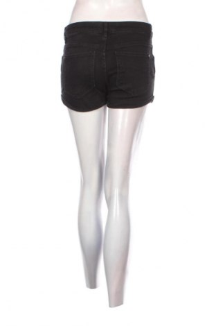 Pantaloni scurți de femei Mango, Mărime S, Culoare Negru, Preț 46,30 Lei