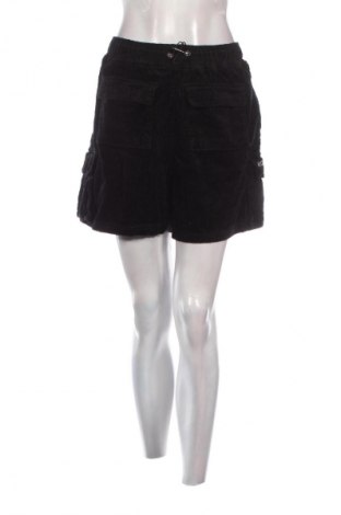 Дамски къс панталон NIGHT ADDICT, Размер XL, Цвят Черен, Цена 27,99 лв.