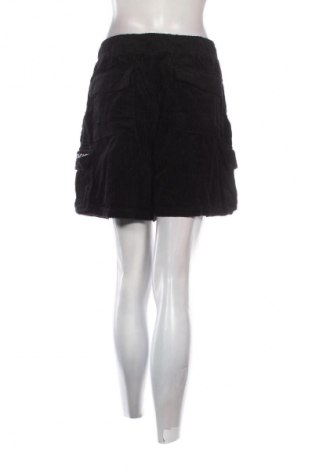 Дамски къс панталон NIGHT ADDICT, Размер XL, Цвят Черен, Цена 27,99 лв.