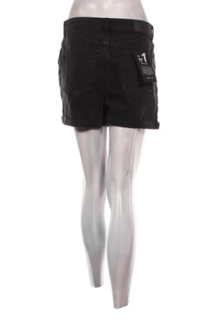 Pantaloni scurți de femei Noisy May, Mărime M, Culoare Negru, Preț 243,99 Lei