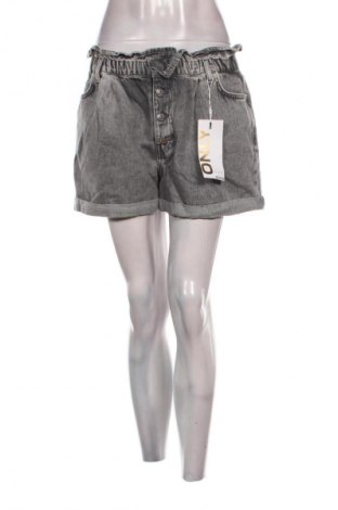 Dámské kraťasy  ONLY, Velikost L, Barva Šedá, Cena  699,00 Kč
