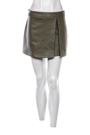 Γυναικείο κοντό παντελόνι Page One, Μέγεθος M, Χρώμα Πράσινο, Τιμή 15,08 €