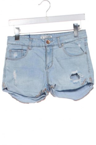 Дамски къс панталон Pull&Bear, Размер S, Цвят Син, Цена 19,14 лв.