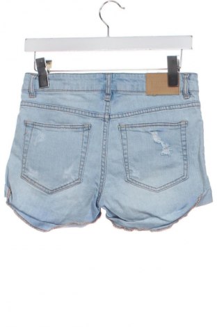 Дамски къс панталон Pull&Bear, Размер S, Цвят Син, Цена 19,14 лв.