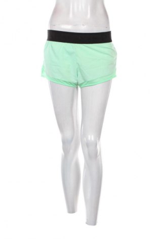 Női rövidnadrág Pull&Bear, Méret S, Szín Zöld, Ár 2 699 Ft