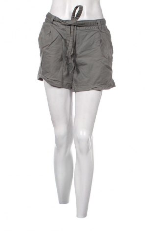 Damskie szorty Quechua, Rozmiar L, Kolor Zielony, Cena 35,99 zł