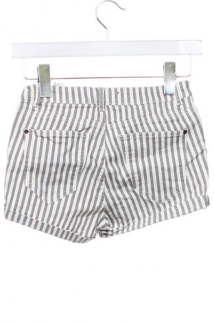 Дамски къс панталон Reserved, Размер XS, Цвят Многоцветен, Цена 19,00 лв.