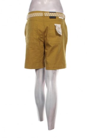 Дамски къс панталон Rosner, Размер M, Цвят Жълт, Цена 109,99 лв.