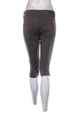 Dámske kraťasy  S.Oliver, Veľkosť M, Farba Sivá, Cena  17,30 €