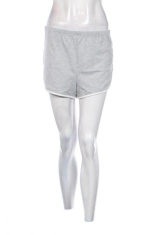 Дамски къс панталон SHEIN, Размер S, Цвят Сив, Цена 19,00 лв.