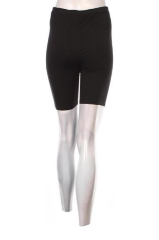 Дамски къс панталон Sarlini, Размер S, Цвят Черен, Цена 77,99 лв.