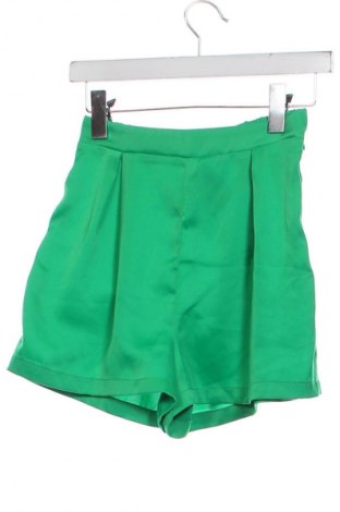 Дамски къс панталон Sinsay, Размер XS, Цвят Зелен, Цена 13,99 лв.