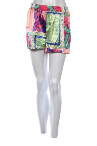 Dámske kraťasy  Sinsay, Veľkosť M, Farba Viacfarebná, Cena  15,86 €