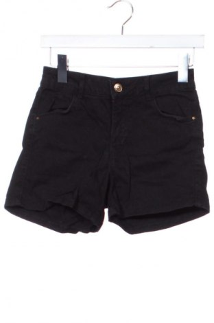 Γυναικείο κοντό παντελόνι Stradivarius, Μέγεθος XXS, Χρώμα Μαύρο, Τιμή 8,99 €