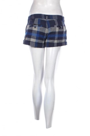 Дамски къс панталон Terranova, Размер M, Цвят Многоцветен, Цена 19,00 лв.
