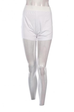 Női rövidnadrág Unbranded, Méret S, Szín Fehér, Ár 2 669 Ft