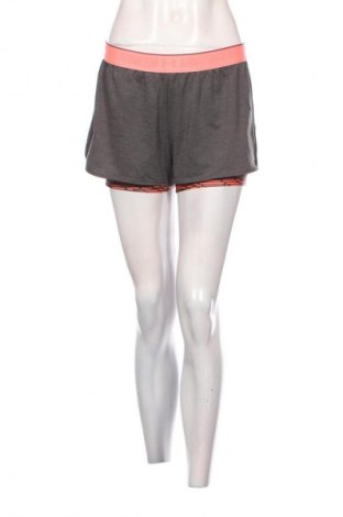 Дамски къс панталон Under Armour, Размер M, Цвят Сив, Цена 34,00 лв.