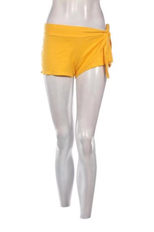 Dámske kraťasy  United Colors Of Benetton, Veľkosť M, Farba Žltá, Cena  17,00 €