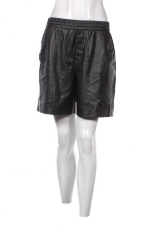 Дамски къс панталон Zara, Размер S, Цвят Черен, Цена 20,00 лв.