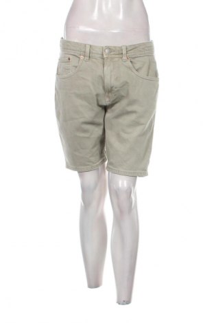 Дамски къс панталон Zara, Размер M, Цвят Зелен, Цена 12,99 лв.