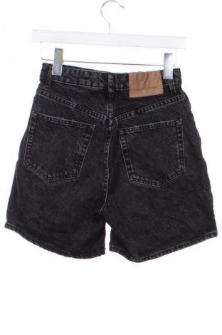 Дамски къс панталон Zara, Размер XS, Цвят Черен, Цена 16,00 лв.