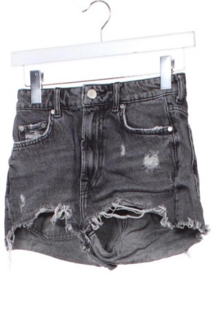 Pantaloni scurți de femei Zara, Mărime XXS, Culoare Gri, Preț 42,00 Lei