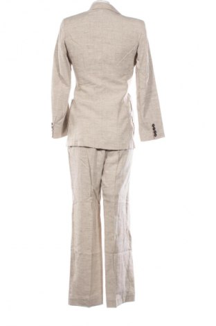 Дамски костюм Erika Cavallini, Размер S, Цвят Бежов, Цена 660,00 лв.
