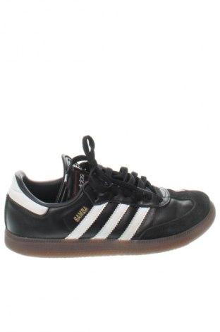 Дамски обувки Adidas, Размер 38, Цвят Многоцветен, Цена 137,99 лв.