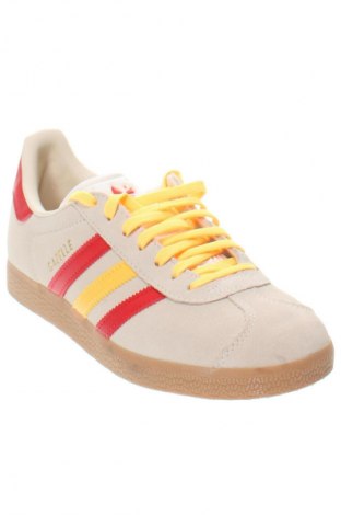Încălțăminte de damă Adidas, Mărime 38, Culoare Multicolor, Preț 422,99 Lei
