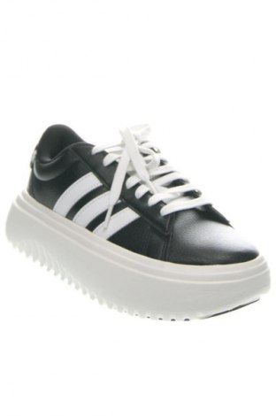 Дамски обувки Adidas, Размер 41, Цвят Многоцветен, Цена 204,99 лв.