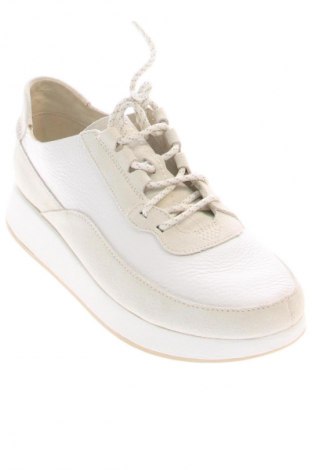 Дамски обувки Clarks, Размер 40, Цвят Многоцветен, Цена 149,99 лв.