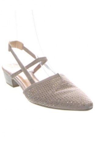 Дамски обувки Gabor, Размер 38, Цвят Бежов, Цена 76,99 лв.