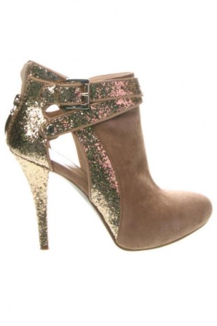 Γυναικεία παπούτσια Guess, Μέγεθος 39, Χρώμα Πολύχρωμο, Τιμή 47,99 €