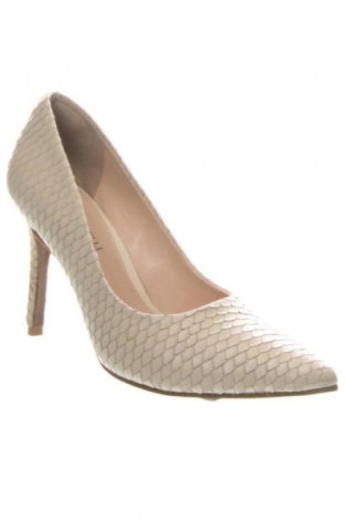 Дамски обувки Montonelli, Размер 35, Цвят Екрю, Цена 93,00 лв.