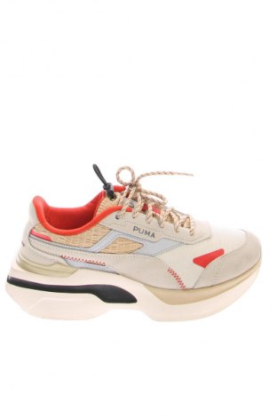 Încălțăminte de damă PUMA, Mărime 38, Culoare Bej, Preț 421,05 Lei